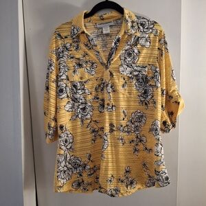 Cathy Daniels Yellow and Black Floral Women's Short Sleeve Top